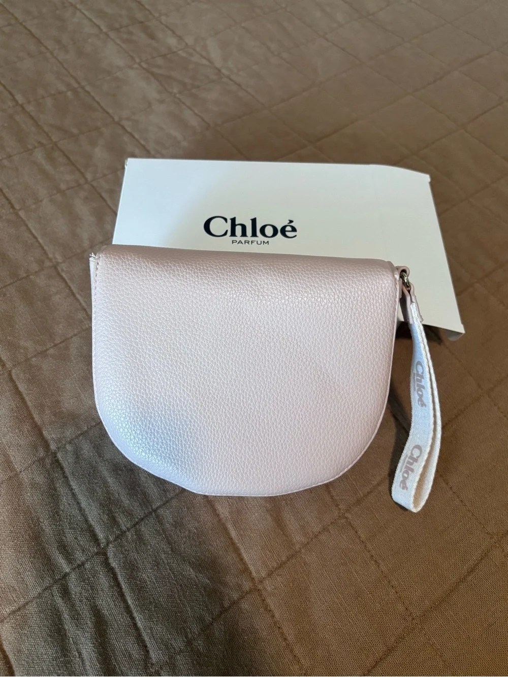 Chloé Light Blush Pebbled Leather Wristlet Clutch